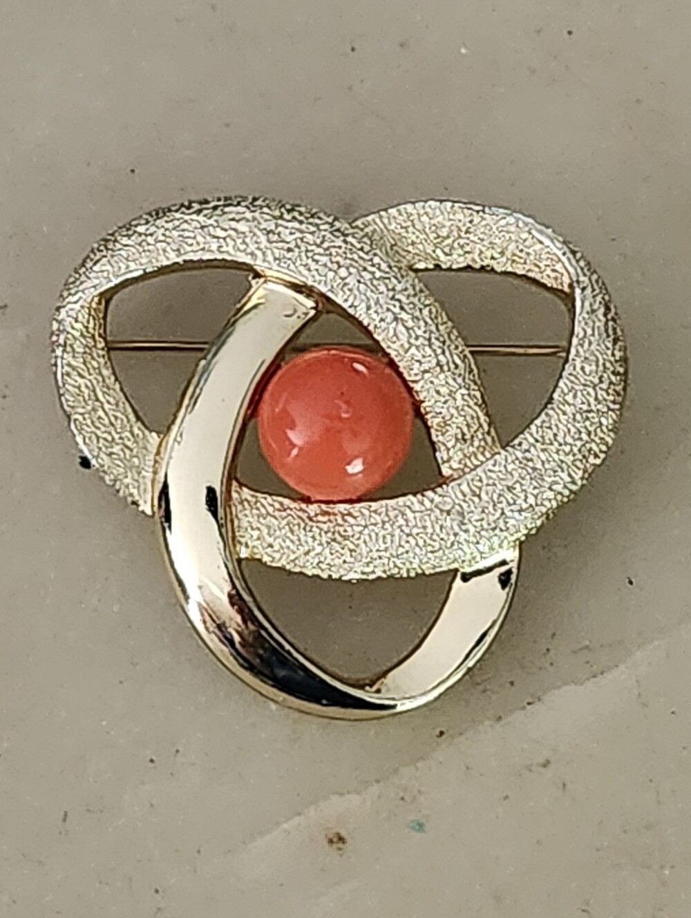 Vtg Sarah Coventry "Atomic Orbit" Gold-Tone  Infinity Brooch with Coral Accent